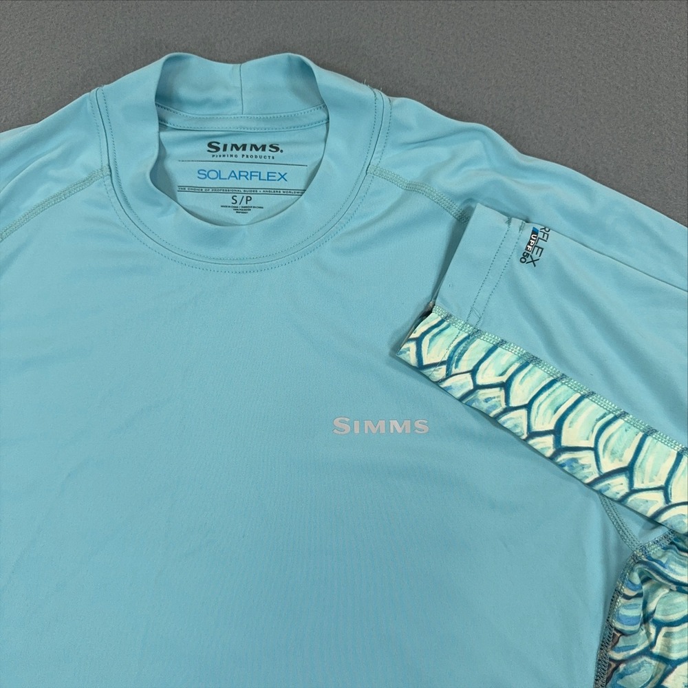 Simms SolarFlex Fishing Shirt Mens Small Blue Fish Scale UPF 50 Long Sleeve